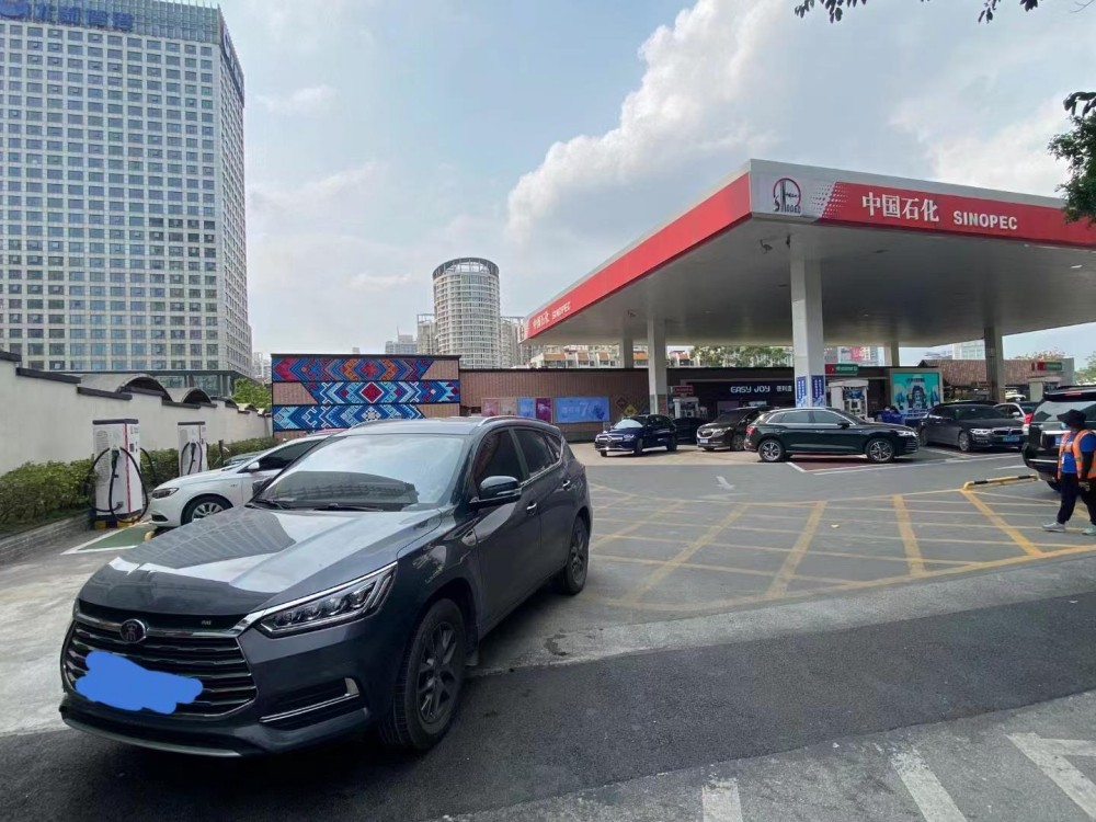广西北海中石化加油站充电站