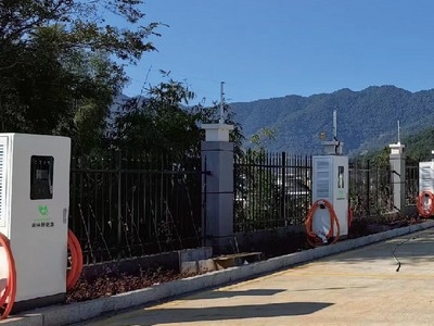 龙岩充电站